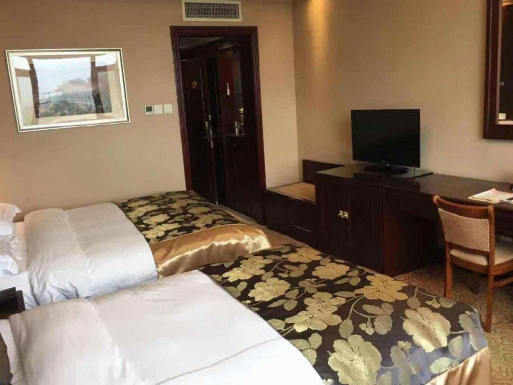 Yantai Golden Gulf Hotel Экстерьер фото